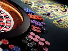 Pengguna mobile menjelajah Super Bingo